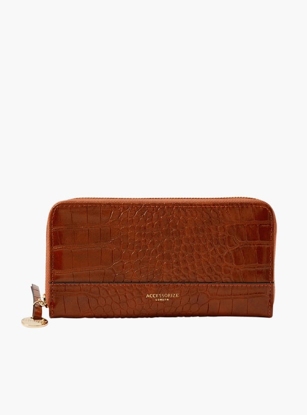 ACCESSORIZE LONDON Embossed Wristlet Wallet