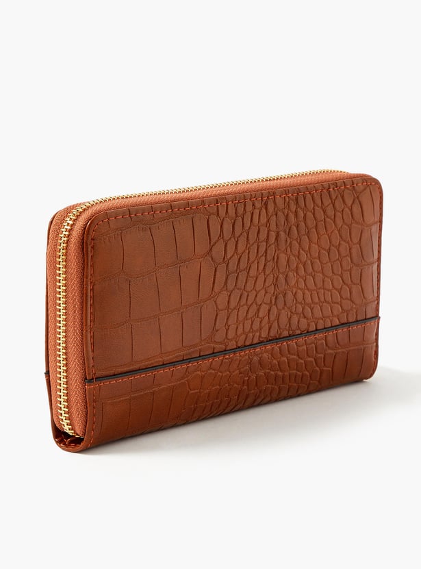 ACCESSORIZE LONDON Embossed Wristlet Wallet