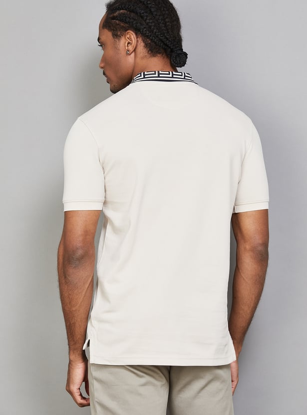 VH SPORTS Solid Polo T-shirt