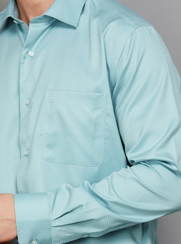 PARK AVENUE Textured Regular Fit Formal Shirt