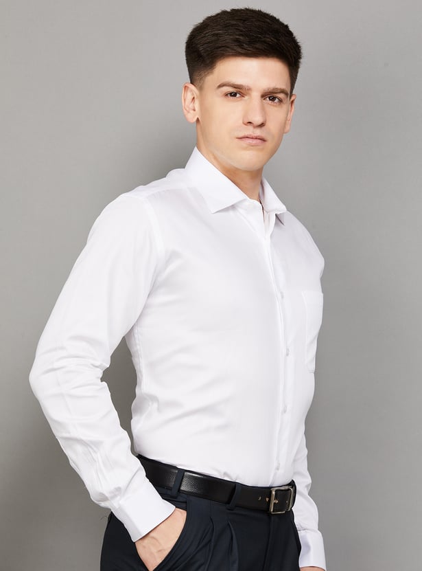 PARK AVENUE Solid Regular Fit Formal Shirt