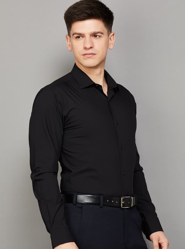 PARK AVENUE Solid Slim Fit Formal Shirt