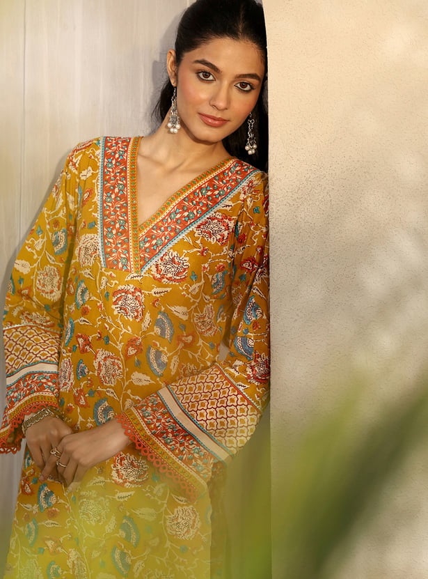LIBAS Floral Printed Straight Kurta
