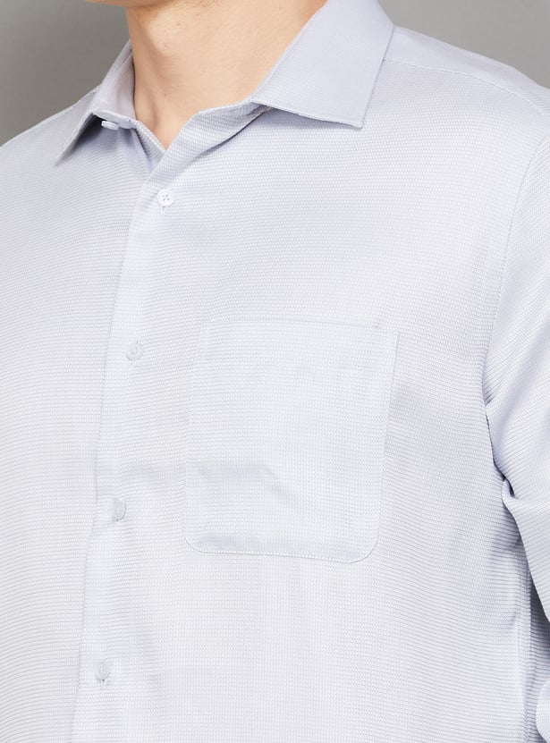 PARK AVENUE Textured Regular Fit Formal Shirt