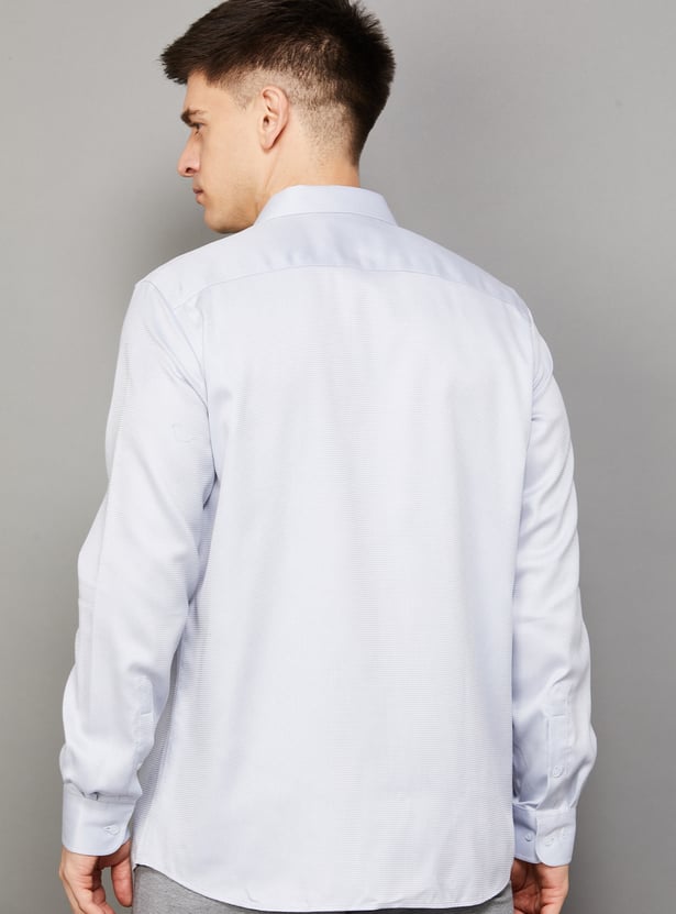 PARK AVENUE Textured Regular Fit Formal Shirt
