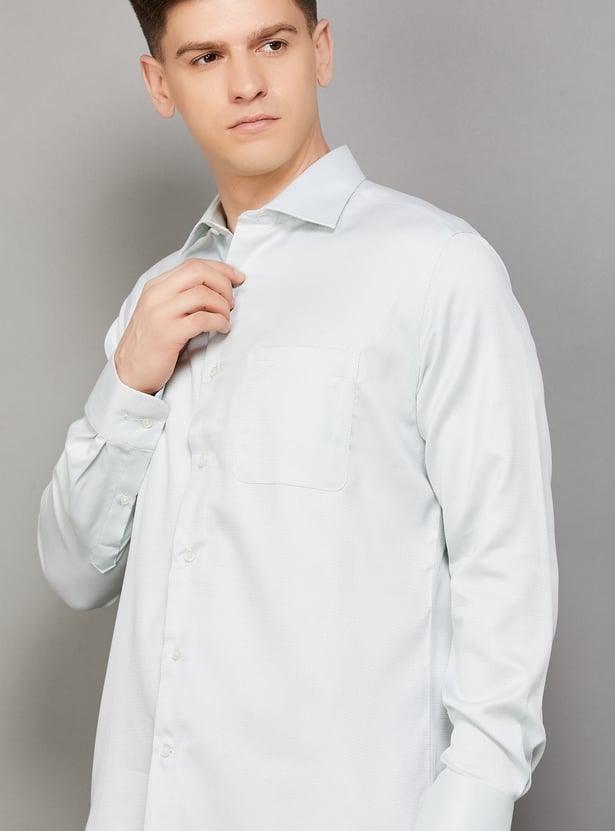 PARK AVENUE Solid Regular Fit Formal Shirt