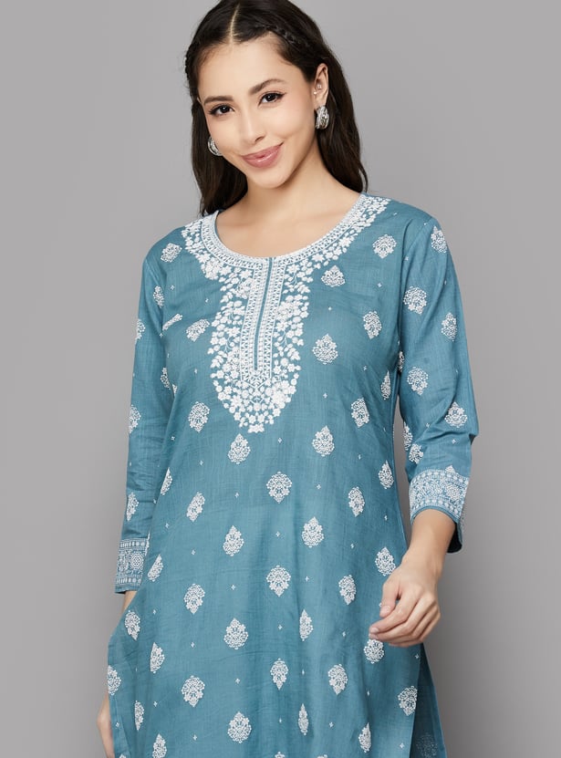 SPAN Ethnic Motif Embroidered Straight Kurta