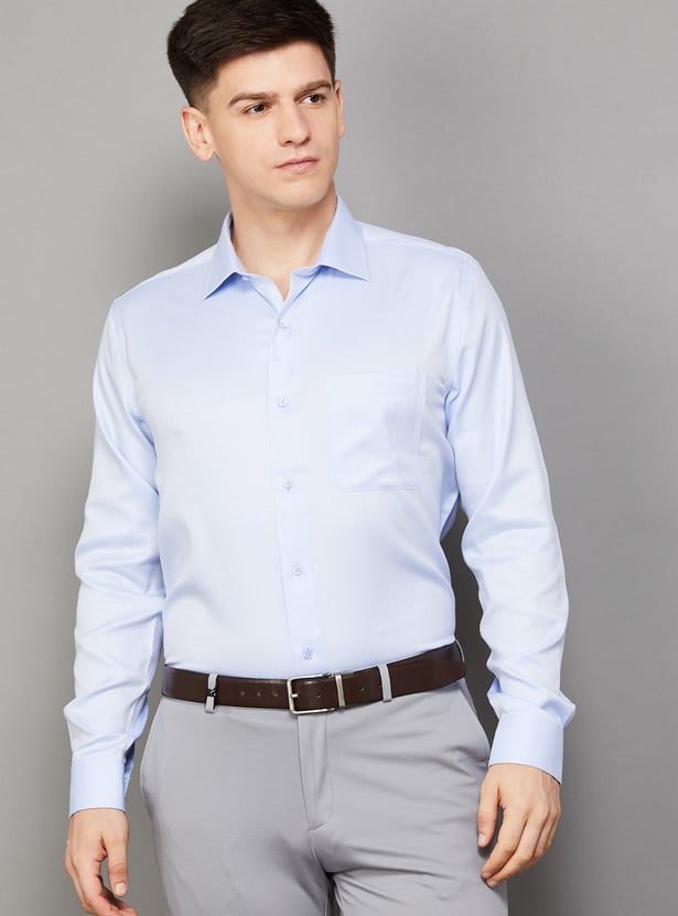 PARK AVENUE Textured Regular Formal Shirt