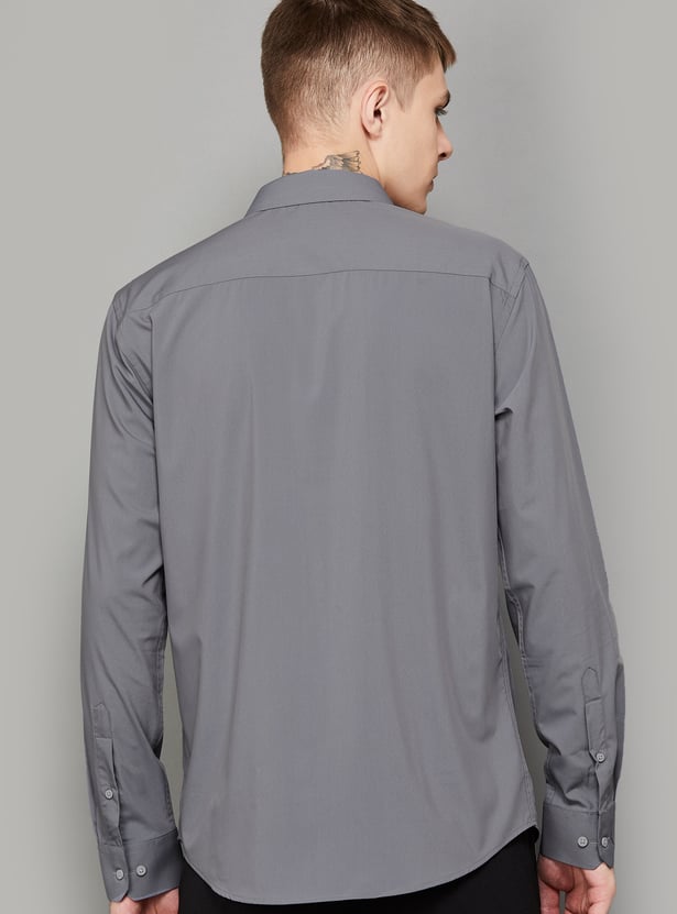PARK AVENUE Solid Slim Fit Formal Shirt