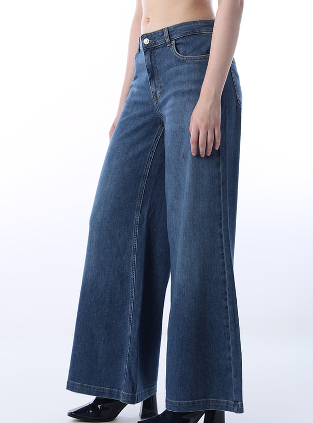 ONLY Washed Flared Jeans