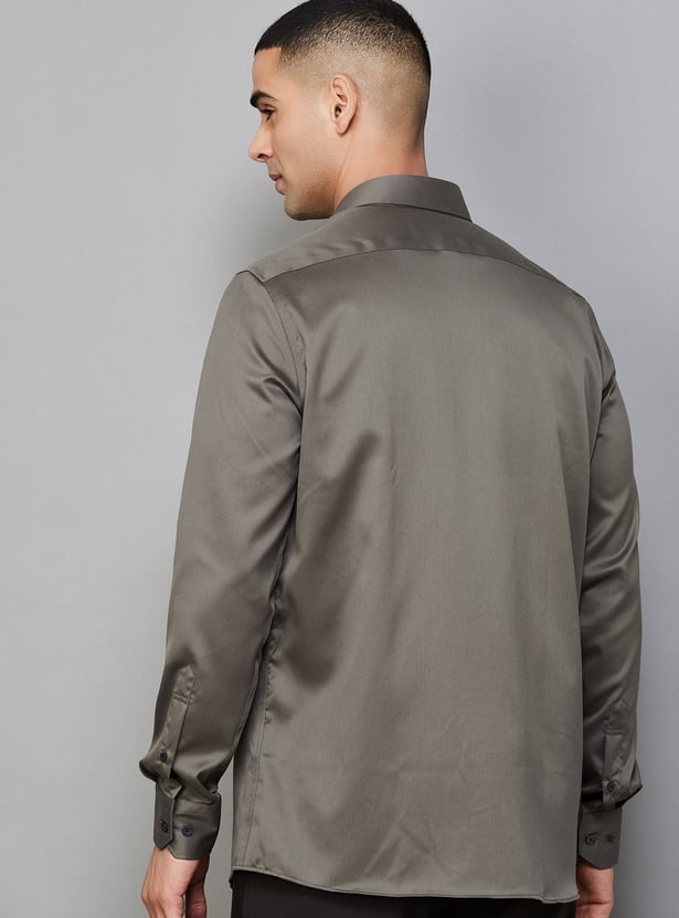 LOUIS PHILIPPE Solid Classic Fit Formal Shirt