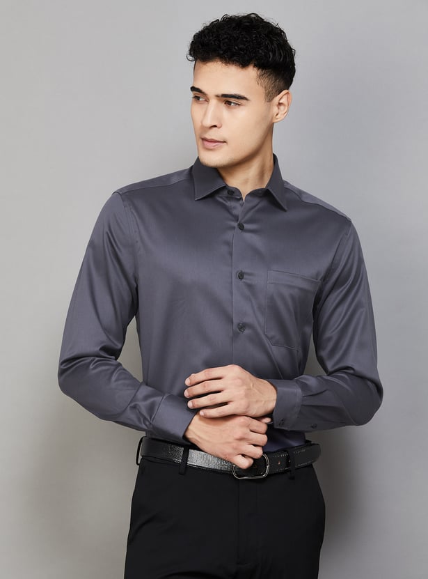 LOUIS PHILIPPE Solid Classic Fit Formal Shirt