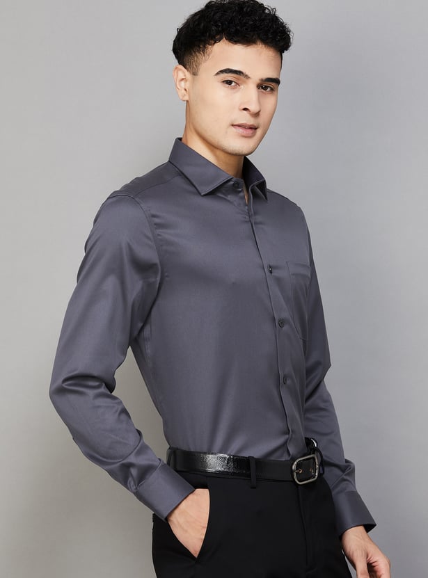 LOUIS PHILIPPE Solid Classic Fit Formal Shirt