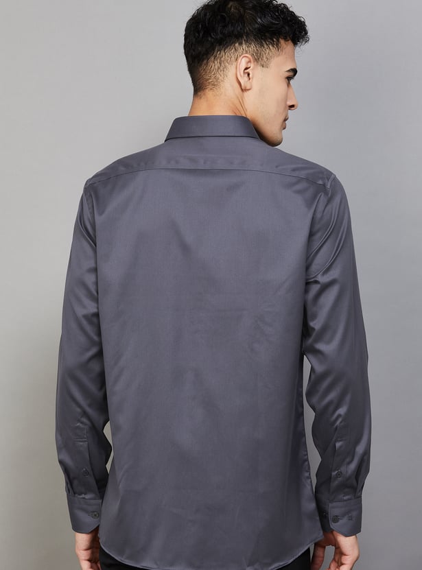 LOUIS PHILIPPE Solid Classic Fit Formal Shirt