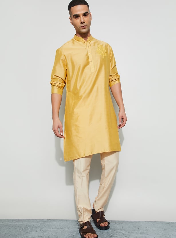 MELANGE Embroidered Knee Length Kurta