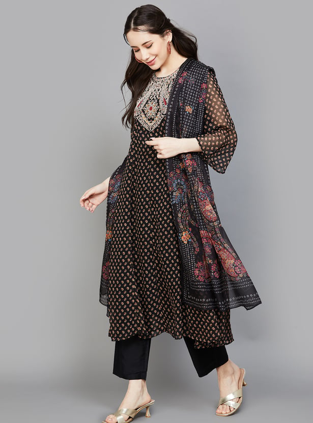 W Ethnic Motif Kurta Set