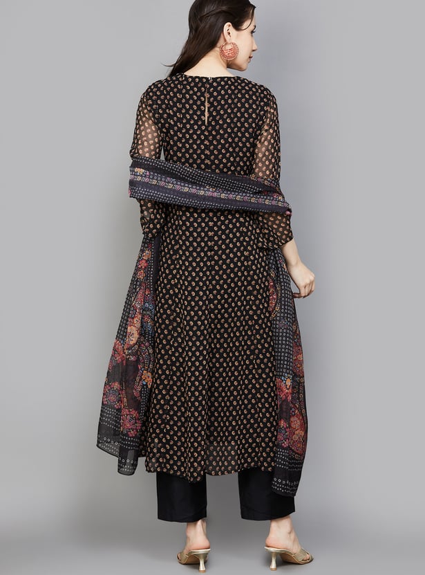W Ethnic Motif Kurta Set