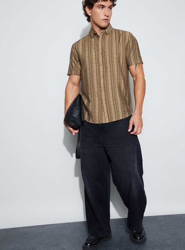 CODE UNWIND Striped Regular Fit Shirt