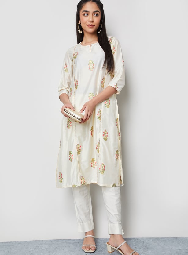 MELANGE Floral Print Notched Neck 3/4th Sleeves Kurta
