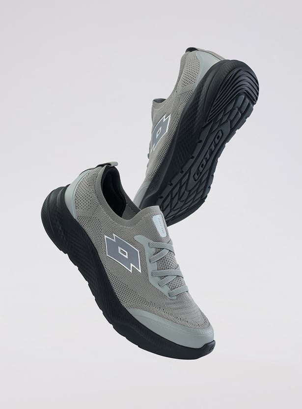 LOTTO Textured OxyTech Sports Shoes