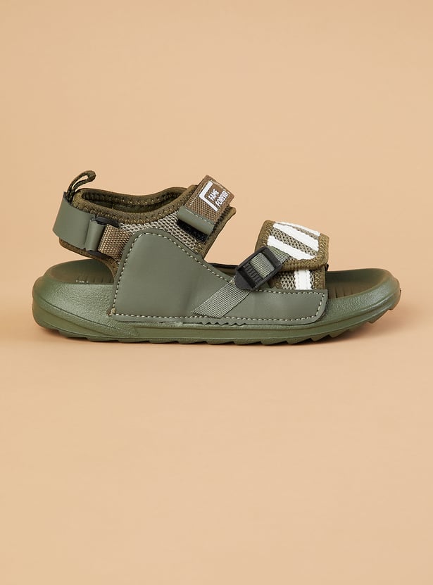 FAME FOREVER Boys Colourblock Floaters