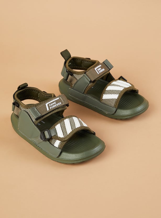 FAME FOREVER Boys Colourblock Floaters