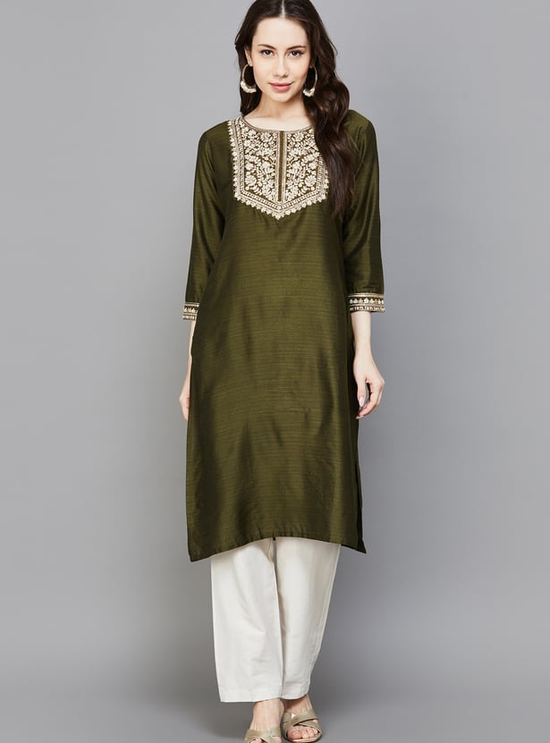 SPAN Embroidered Straight Kurta