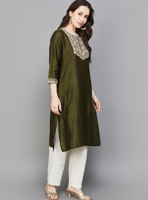 SPAN Embroidered Straight Kurta