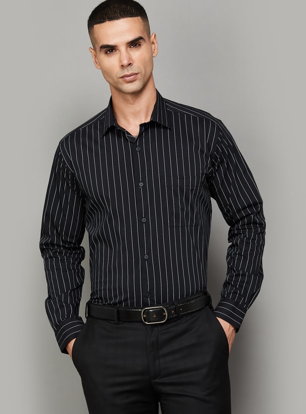 PARK AVENUE Striped Regular Fit Formal Shirt