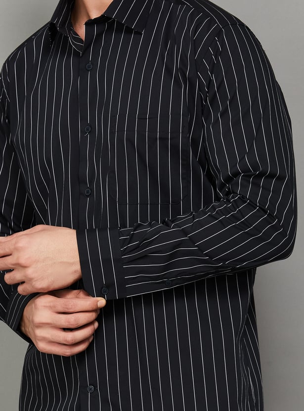 PARK AVENUE Striped Regular Fit Formal Shirt