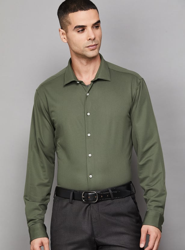 VAN HEUSEN Solid Slim Fit Formal Shirt
