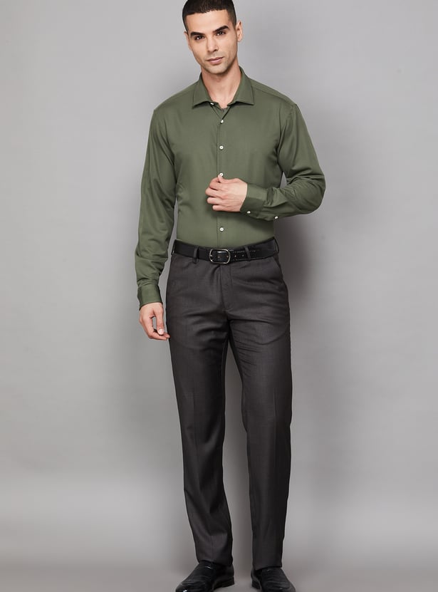 VAN HEUSEN Solid Slim Fit Formal Shirt