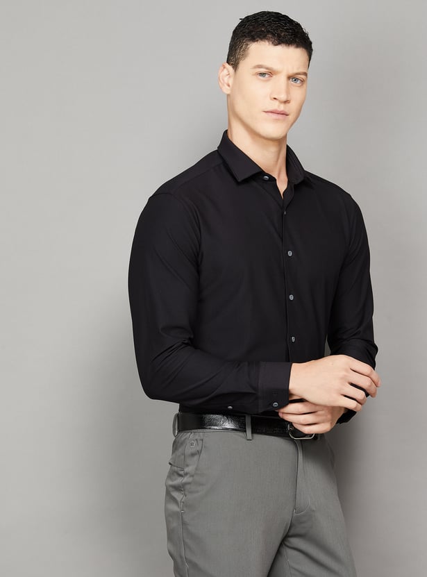 VAN HEUSEN Solid Slim Fit Formal Shirt