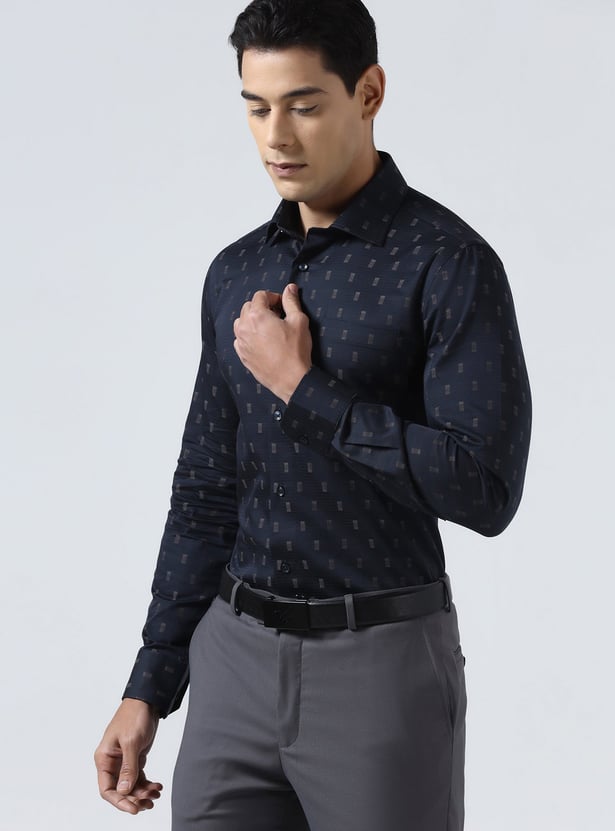 BLACKBERRYS Textured Slim Fit Formal Shirt