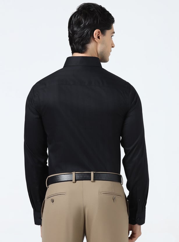 BLACKBERRYS Textured Slim Fit Formal Shirt