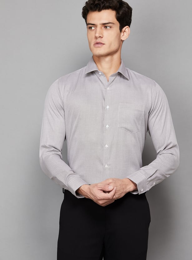 VAN HEUSEN Textured Slim Fit Formal Shirt