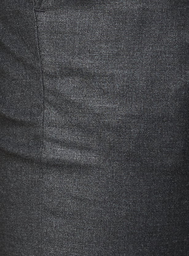 PARK AVENUE Solid Slim Straight Formal Trousers