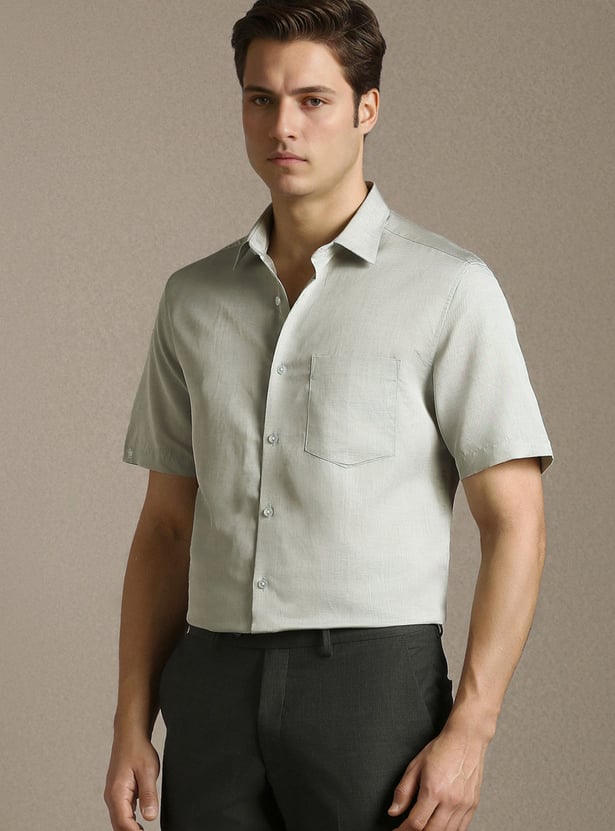 LOUIS PHILIPPE Solid Regular Fit Formal Shirt