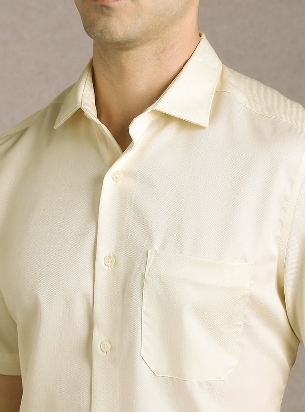 LOUIS PHILIPPE Solid Regular Fit Formal Shirt