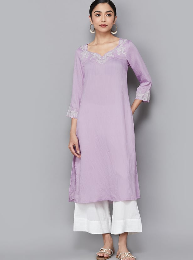 W Embroidered Sweetheart Straight Kurta