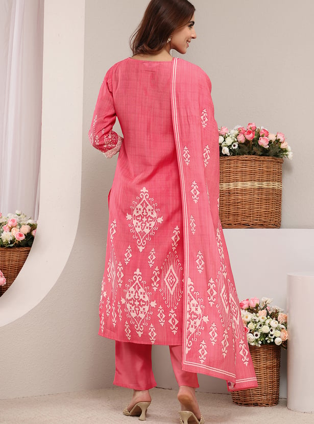 LIBAS Ethnic Motif Straight Kurta Set