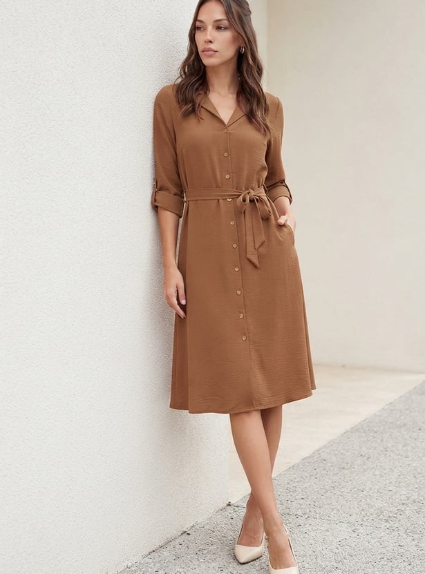CODE Solid Buttoned Midi Dress