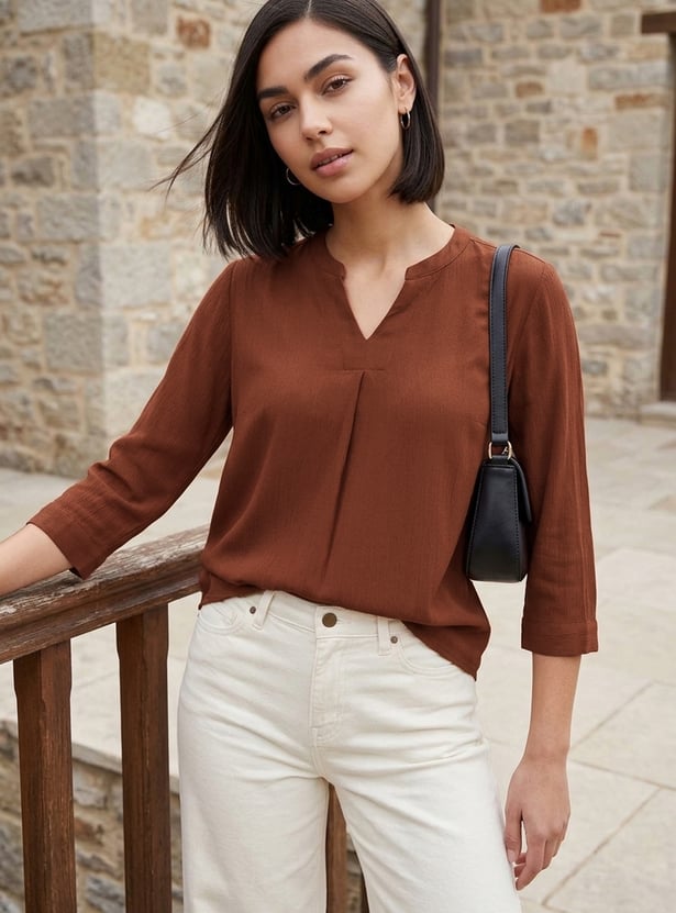 FAME FOREVER Solid Notched Neck Top