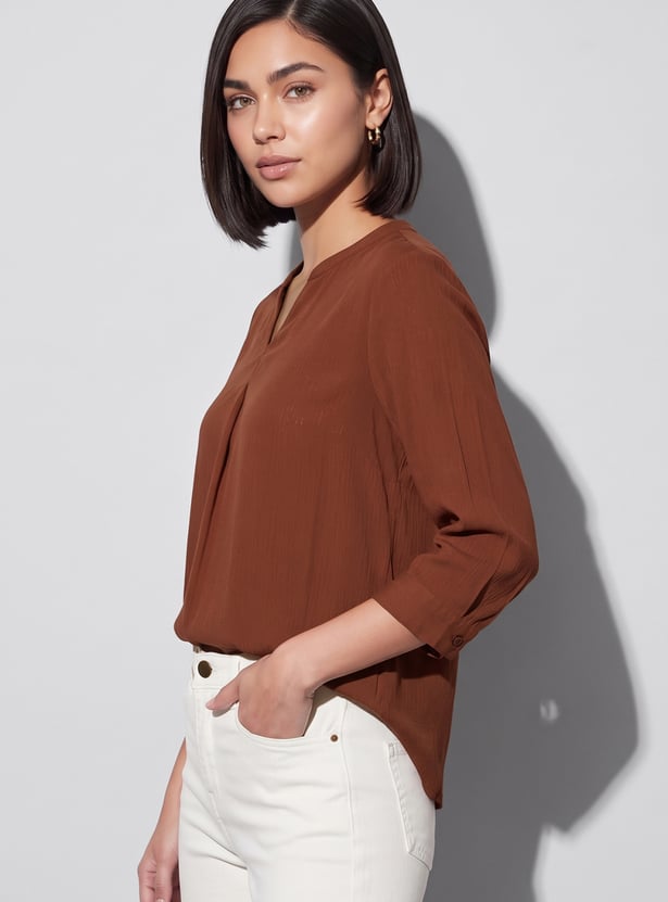 FAME FOREVER Solid Notched Neck Top
