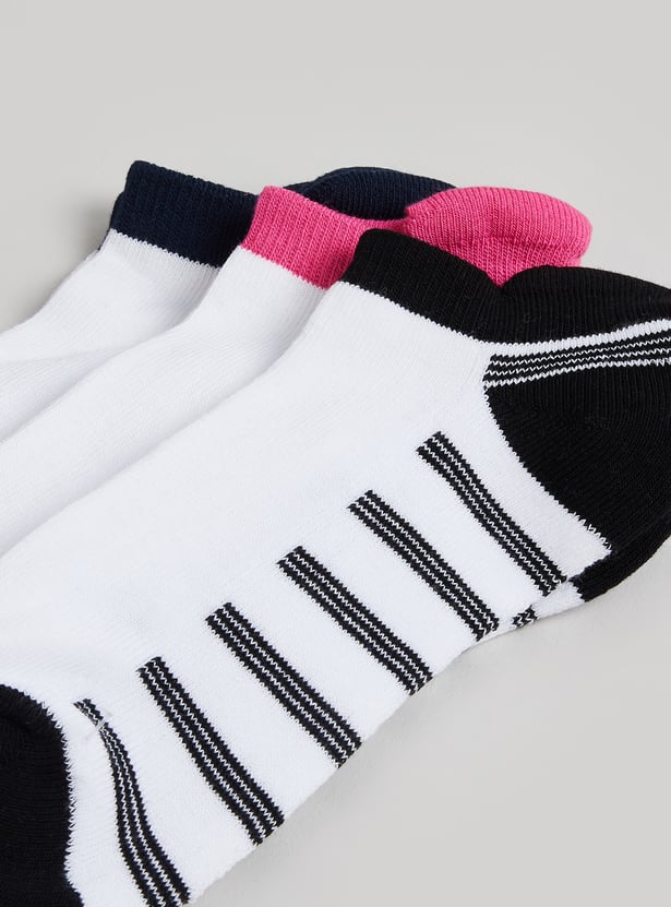 Women Striped Secret Length Socks - Pack of 3