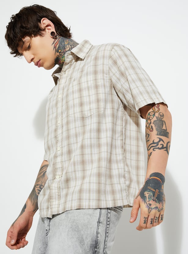 URB_N Men Checked Shirt
