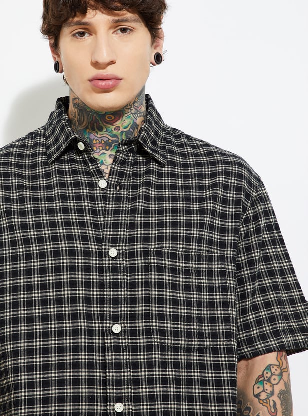 URB_N Men Checked Shirt