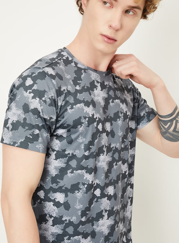 Men Camouflage Print Sports T-shirt