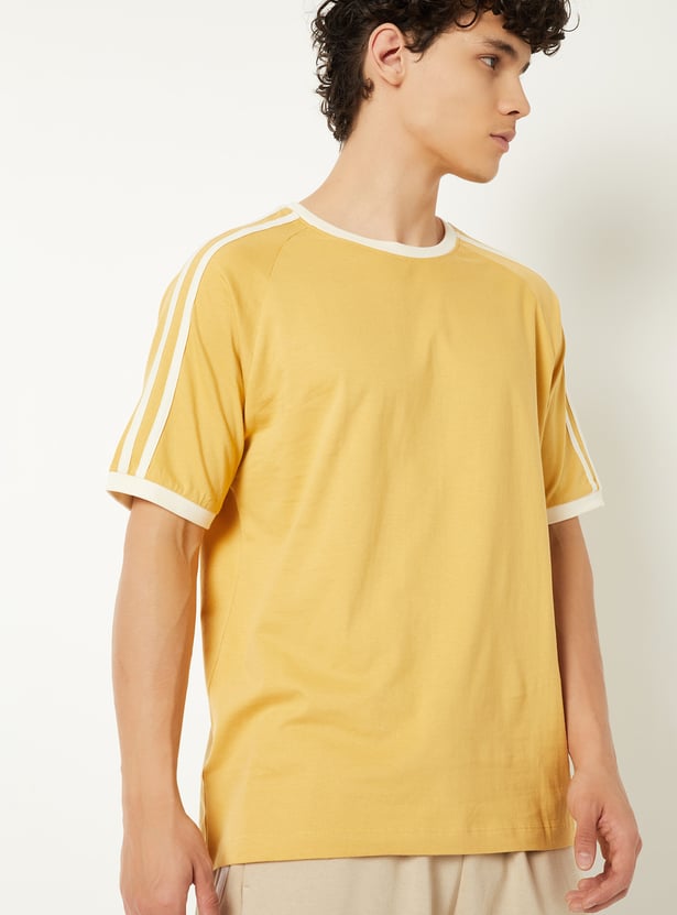 Men Side Taped Sports T-shirt