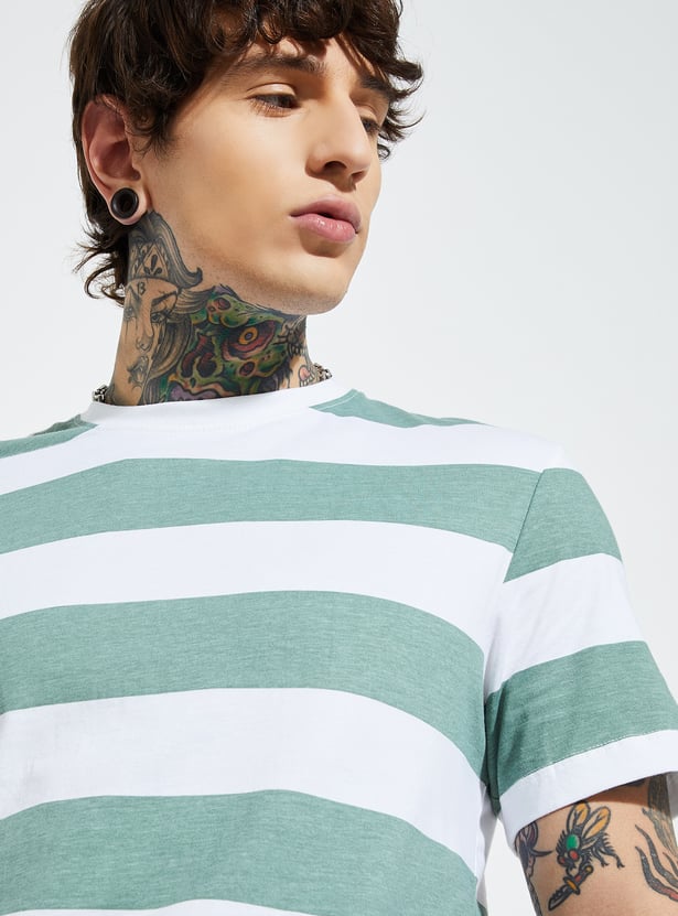 URB_N Men Striped T-shirt